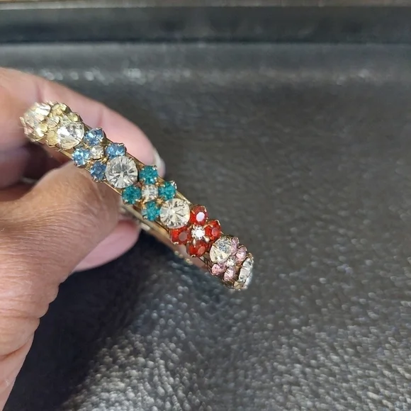 Vintage* Multi-Colour Rhinestone Bracelet - Picture 3 of 4